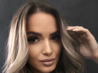 AnnetteBriane - Live porn &amp; sex cam - 24032845