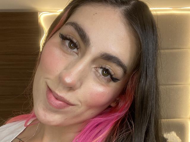 JazzeRusot - Élő pornó és szexkamera - 24038285