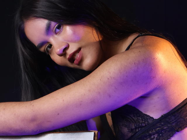 JadeBliss - Live porn &amp; sex cam - 24040221