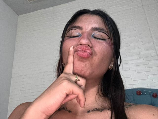 ValeryCoox - Camera khiêu dâm &amp; quyến rũ trực tiếp - 24043301