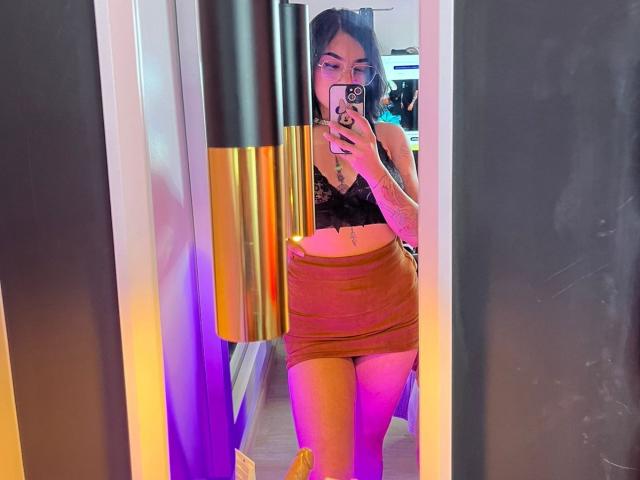 SeleneMarisa - Live porn &amp; sex cam - 24046469