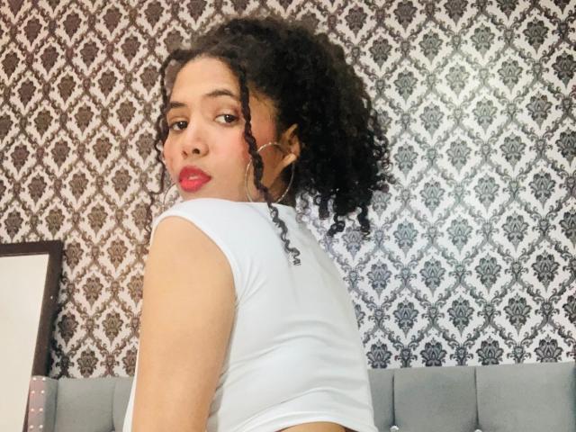 ZoeJonees - Live porn &amp; sex cam - 24057041