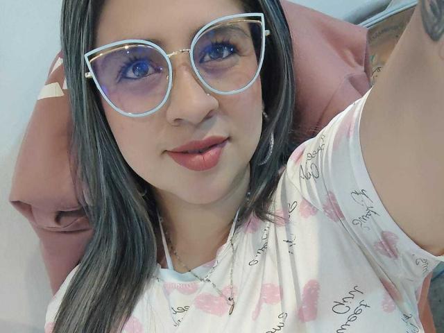 MelindaBoobs - Live sexe cam - 24057257