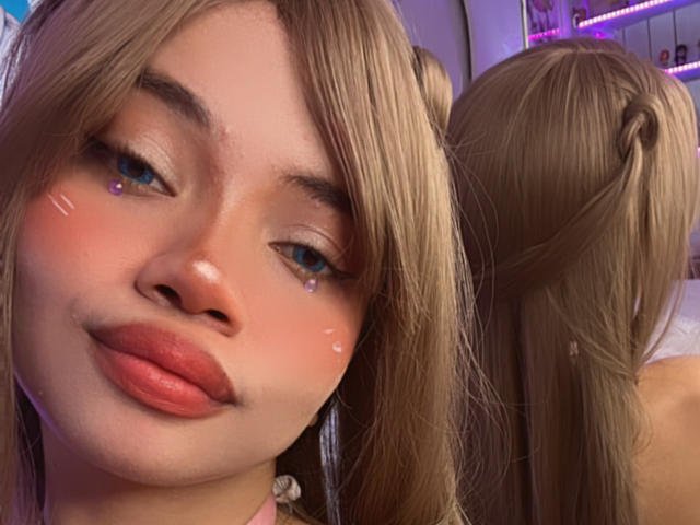 LiliMays - Élő pornó és szexkamera - 24057317