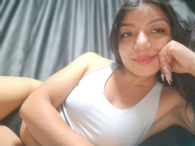 IbbyeMoreau - сексуальная веб-камера в реальном времени - 24058469