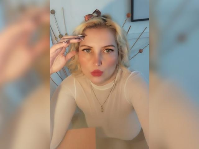 GiuliaAddams - Live porno og sexkamera - 24059505