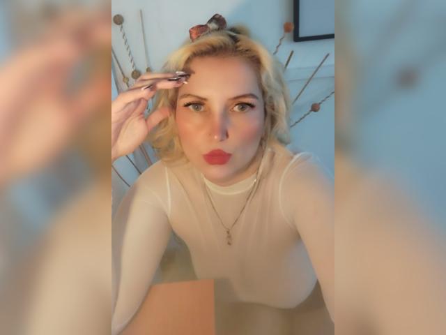 GiuliaAddams - Sexe cam en vivo - 24060085