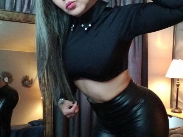 NicoletteShea - ライブポルノ&amp;セックスカム - 24062981