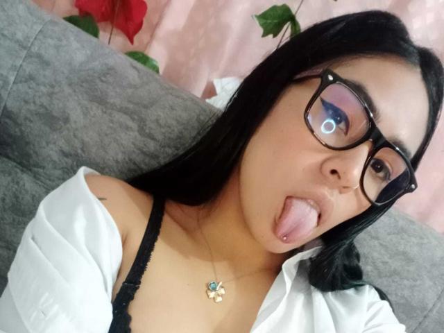 StellaBeckker - Élő pornó és szexkamera - 24063209