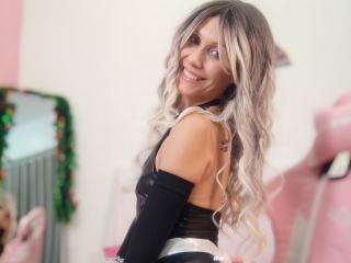 EmieFlower - Live porn &amp; sex cam - 24068029