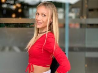 EmieFlower - Live porn &amp; sex cam - 24068057