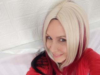 EmieFlower - Live porn &amp; sex cam - 24068069