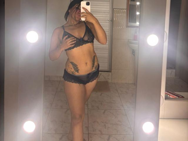 ValeryCoox - Live porn &amp; sex cam - 24069129