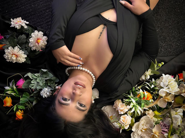 VictoriaLunaX - Sexe cam en vivo - 24070561