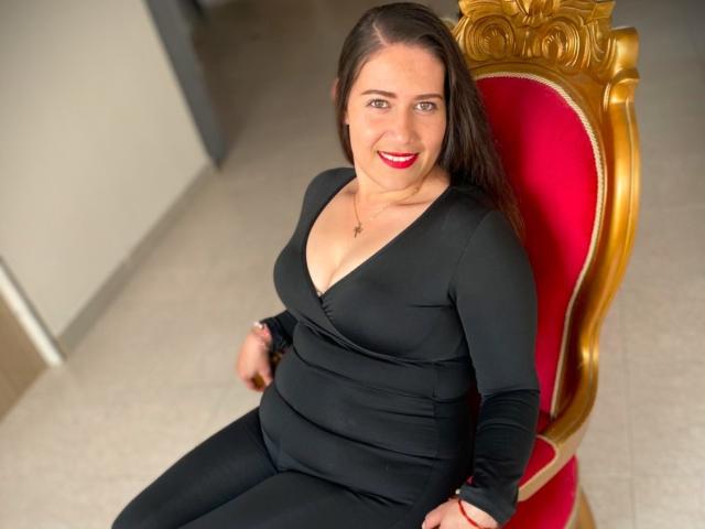 AlannaGarciia - Live porn &amp; sex cam - 24072213