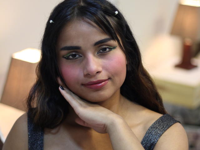 LucyPetersen - Live porn &amp; sex cam - 24072289