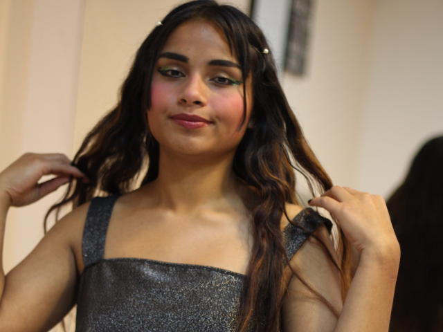 LucyPetersen - Live porn &amp; sex cam - 24072301