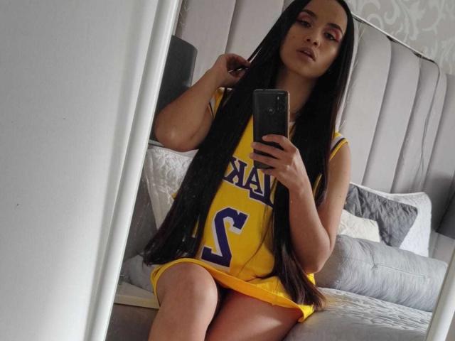 MacarenaColleman - Live sexe cam - 24073333