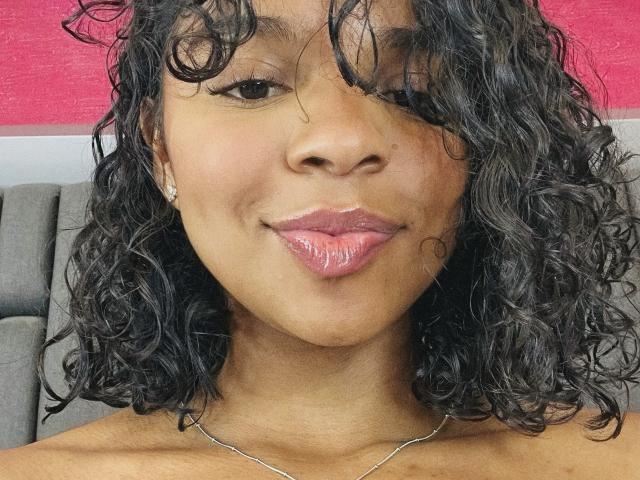 LisaMendez - Sexe cam en vivo - 24077117