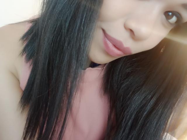 MistressVictoriaa - Live sex cam - 24080177