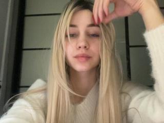 KristenAnais - Live porn &amp; sex cam - 24081157