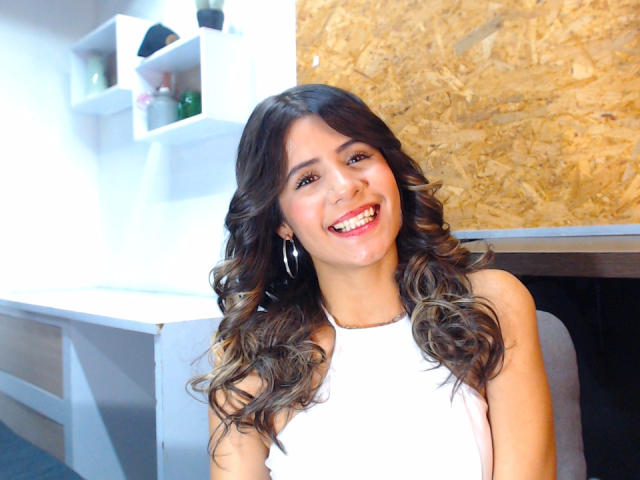 SheylaSpooner - Live porn &amp; sex cam - 24082181