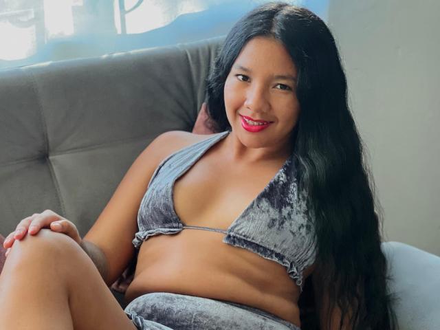 EmelyWhitte - Sexe cam en vivo - 24082561