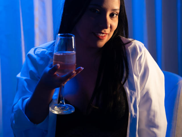 AnniieYummy - сексуальная веб-камера в реальном времени - 24085173