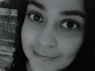 LuciaVonnee - Live porn &amp; sex cam - 24085725