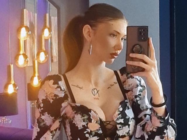 Michanelle - Live porn &amp; sex cam - 24088729