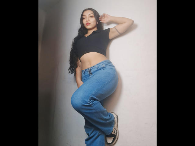 IbbyeMoreau - Live porn &amp; sex cam - 24099085