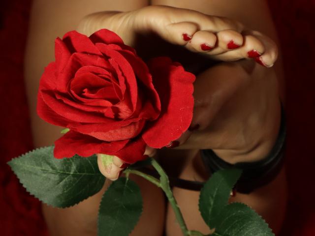 LuciaVonnee - Sexe cam en vivo - 24099561