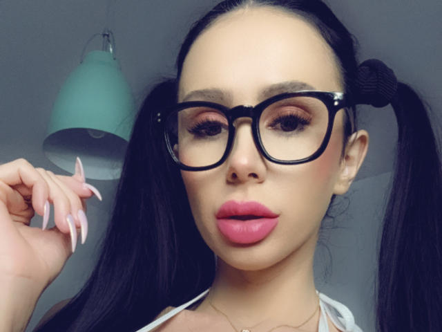 LaraaYah - Live porno og sexkamera - 24100045