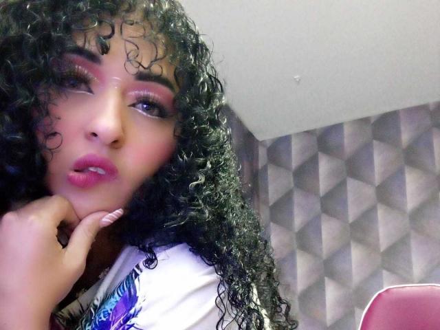 SofiaCowperX - Live porn &amp; sex cam - 24100517