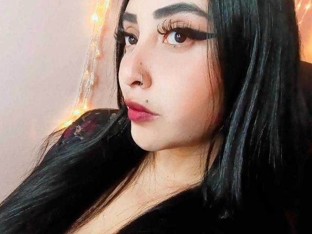 AnniehRadke - Camera khiêu dâm &amp; quyến rũ trực tiếp - 24100941