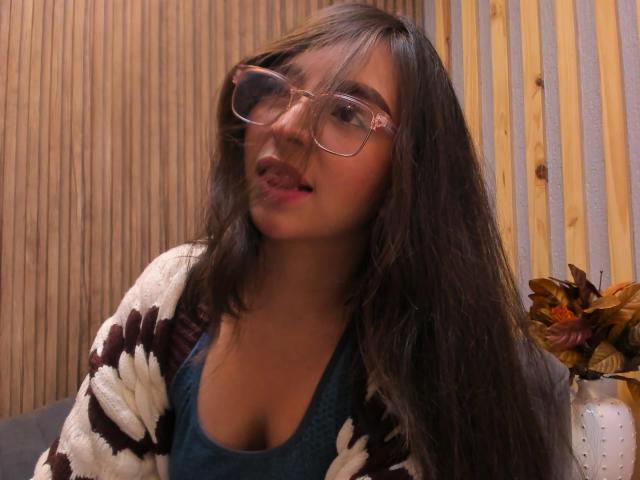 EvaMcAllister - Live porn &amp; sex cam - 24106705