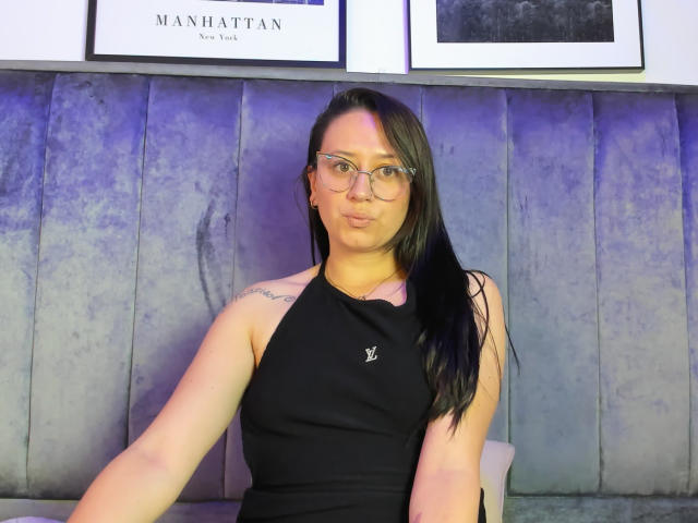 ThaliaValmont - Live porn &amp; sex cam - 24113781