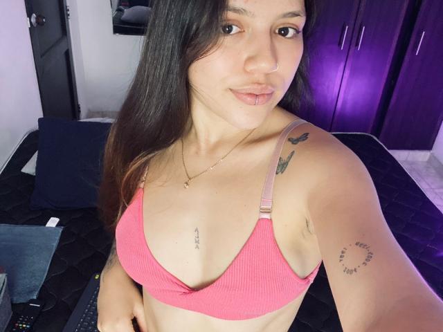 SophiaMarx - сексуальная веб-камера в реальном времени - 24116173