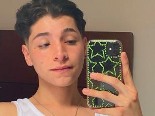 DamianCarter - Live sex cam - 24117901