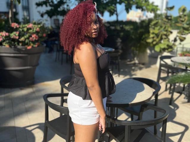 GoddesAthenaa - Live porn &amp; sex cam - 24120417