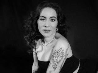 LuciaPerth - Live porn &amp; sex cam - 24120689