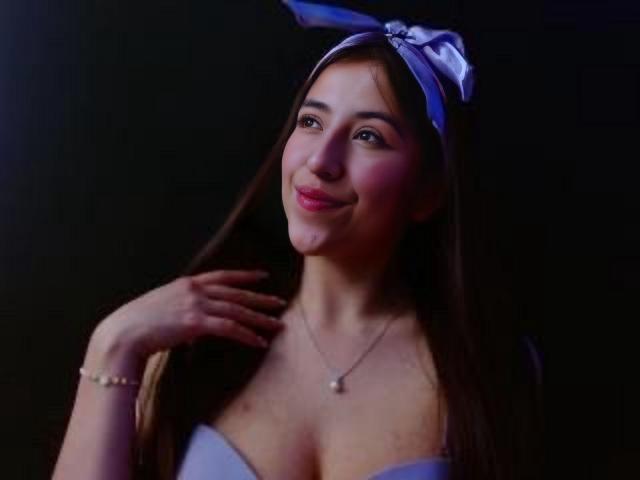 KatiaRogers - Sexe cam en vivo - 24121257