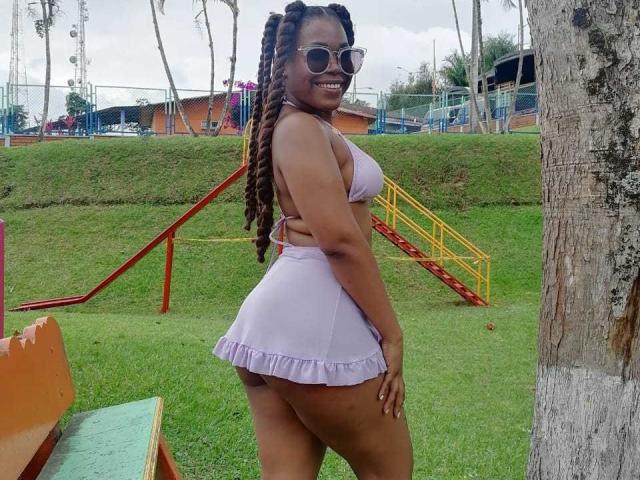 AlishaCurly - Sexe cam en vivo - 24123197