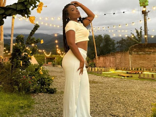 AlishaCurly - Camera khiêu dâm &amp; quyến rũ trực tiếp - 24123225