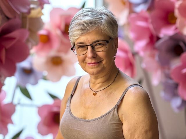 SensualIris - сексуальная веб-камера в реальном времени - 24124433