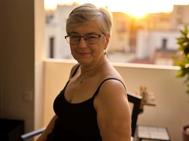 SensualIris - Sexe cam en vivo - 24124465