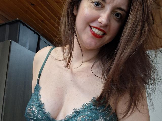 LaFrancaiseJessy - Live porn &amp; sex cam - 24125769