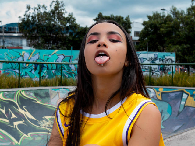 MacarenaColleman - Camera khiêu dâm &amp; quyến rũ trực tiếp - 24130921