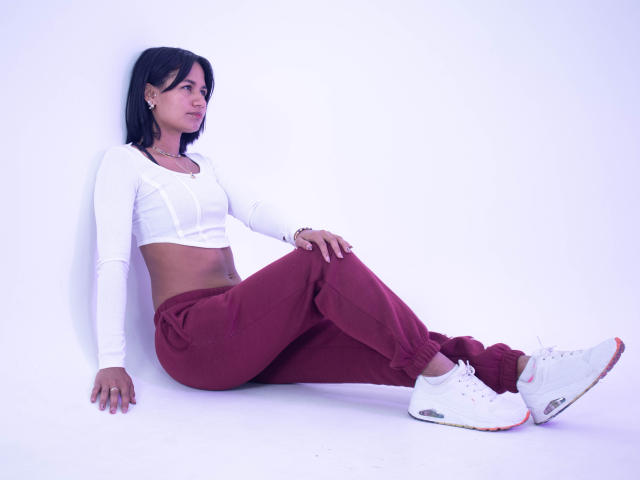 KataleyaNava - сексуальная веб-камера в реальном времени - 24131117