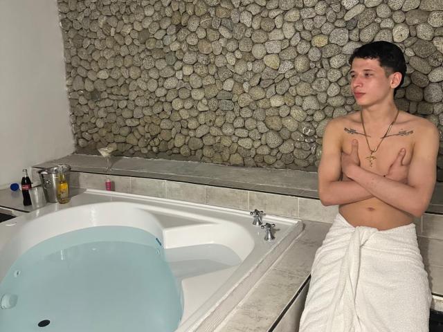 LondonCock - Sexe cam en vivo - 24135037